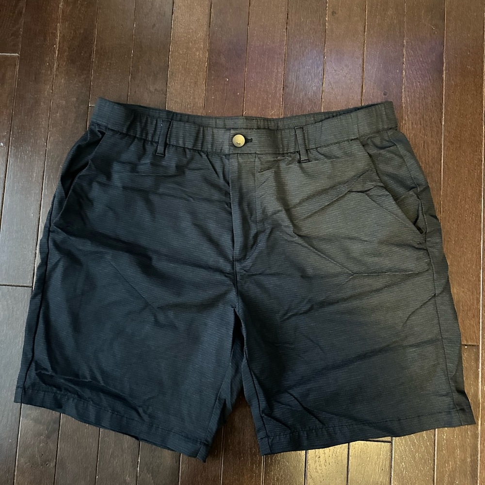 Under Armour Men's Dark Gray Flat Front Shorts